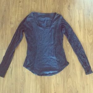 Lululemon scoop neck shirt